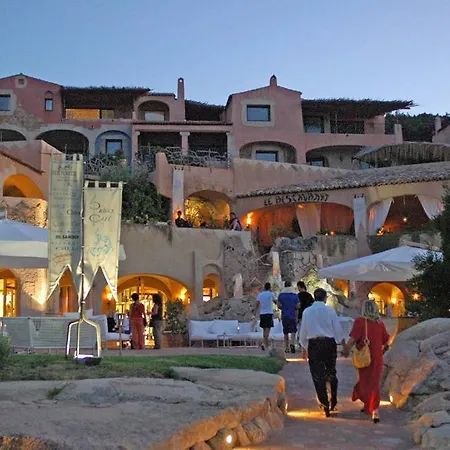 Hotel Mya Porto Cervo 포르투 세르보