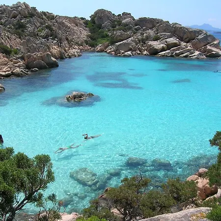 Hotel Mya Porto Cervo 3* 포르투 세르보
