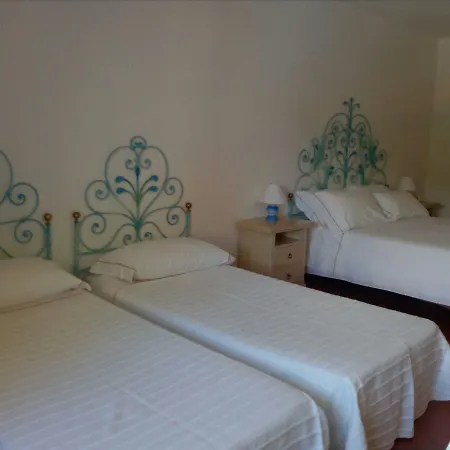 호텔 Hotel Mya Porto Cervo 3*
