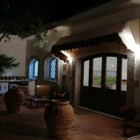 Hotel Mya Porto Cervo 포르투 세르보